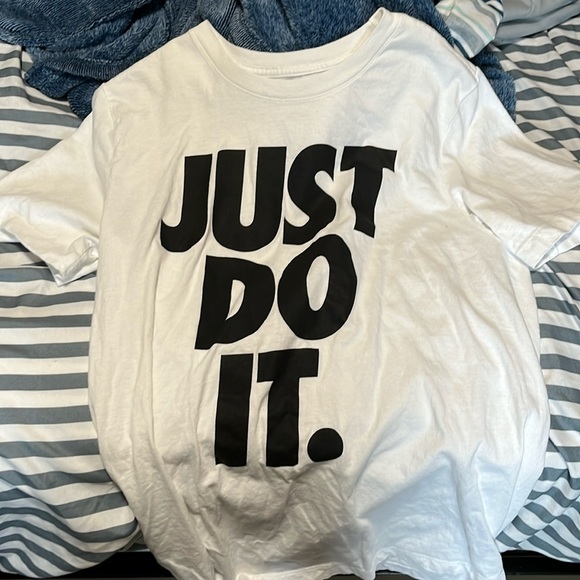 Nike shirt from the Nike store - Picture 1 of 1